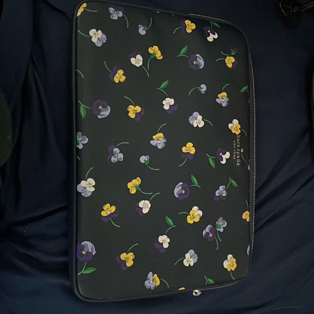 COPY - Kate Spade laptop sleeve